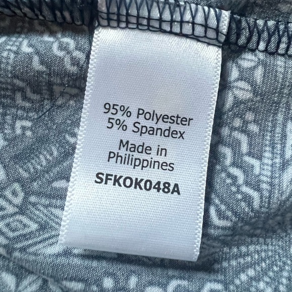 41 hawthorn 3/4 sleeve geometric ruched dress w/ Surplice hemline in blue Size S - Picture 8 of 8